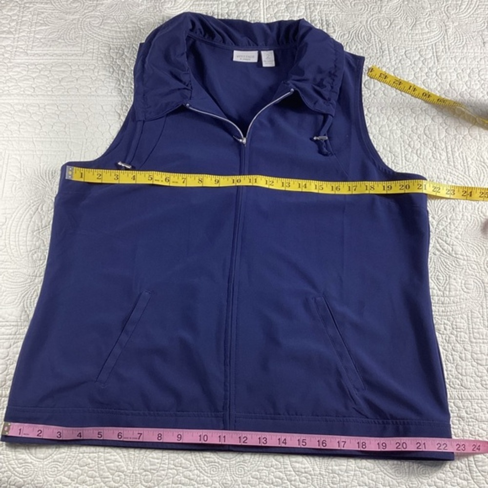 Chico’s Weekend Athleisure Jacket Sleeveless Navy Blue‎ Size 2 Full Zip - Picture 7 of 10